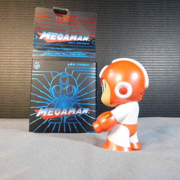 Megaman Kid Robot 1/20 scale model - Picture 3 of 4